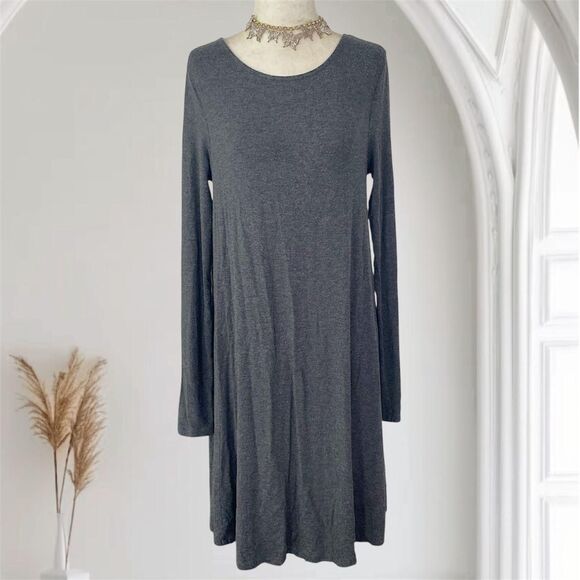 Old Navy Dresses & Skirts - Old Navy Dark Gray Soft Grunge Long Sleeve Flowy Wide Casual Midi Dress M